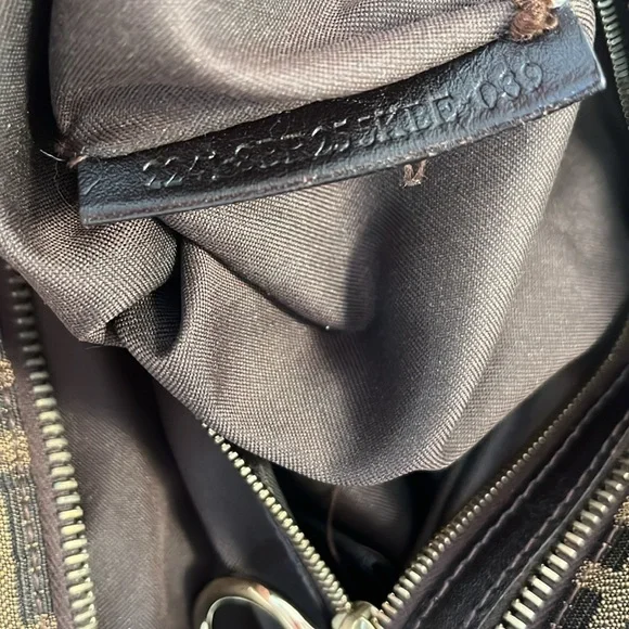 Fendi Devil Trapezio handbag - Picture 11 of 16